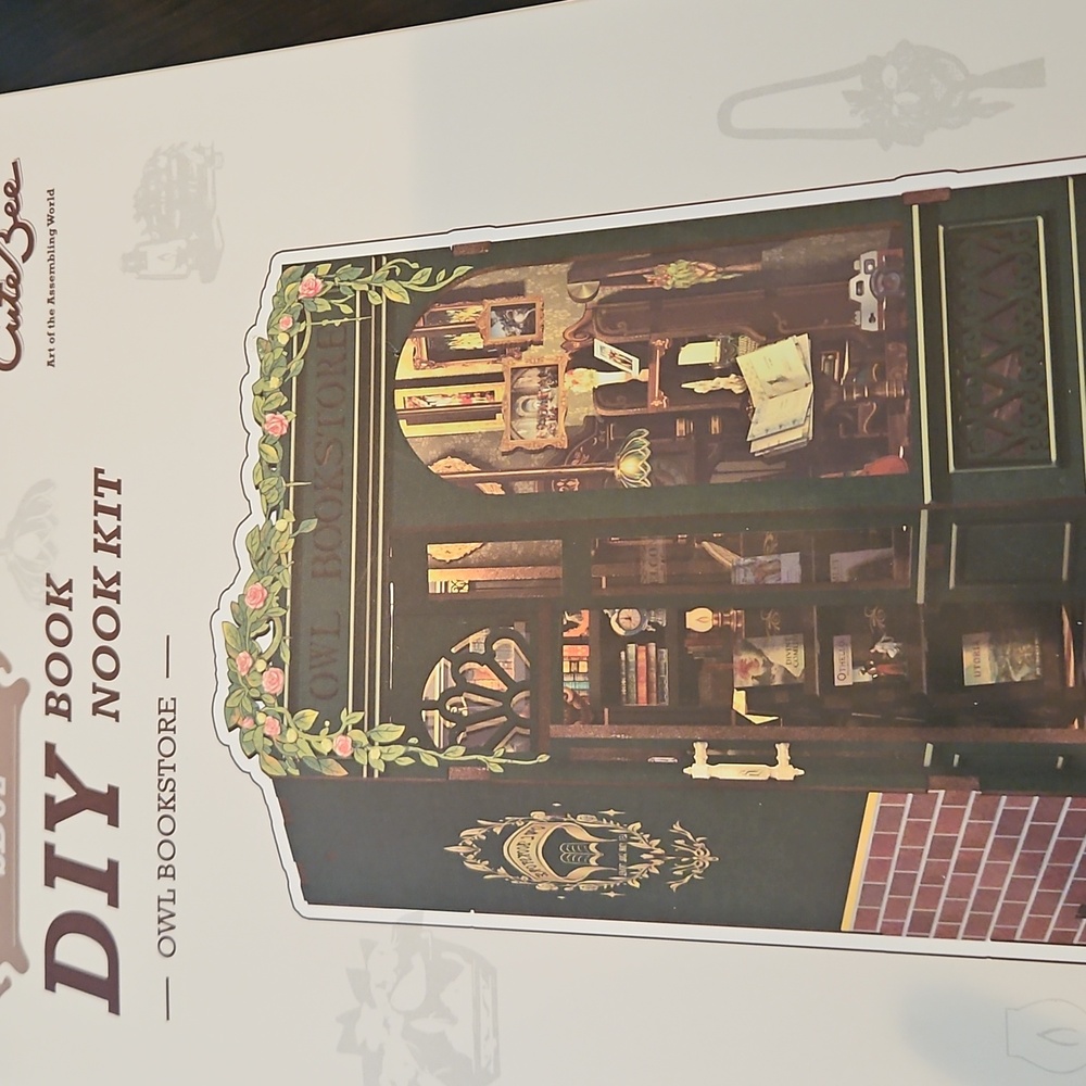 CuteBee DIY Book Nook Kit *NEW*